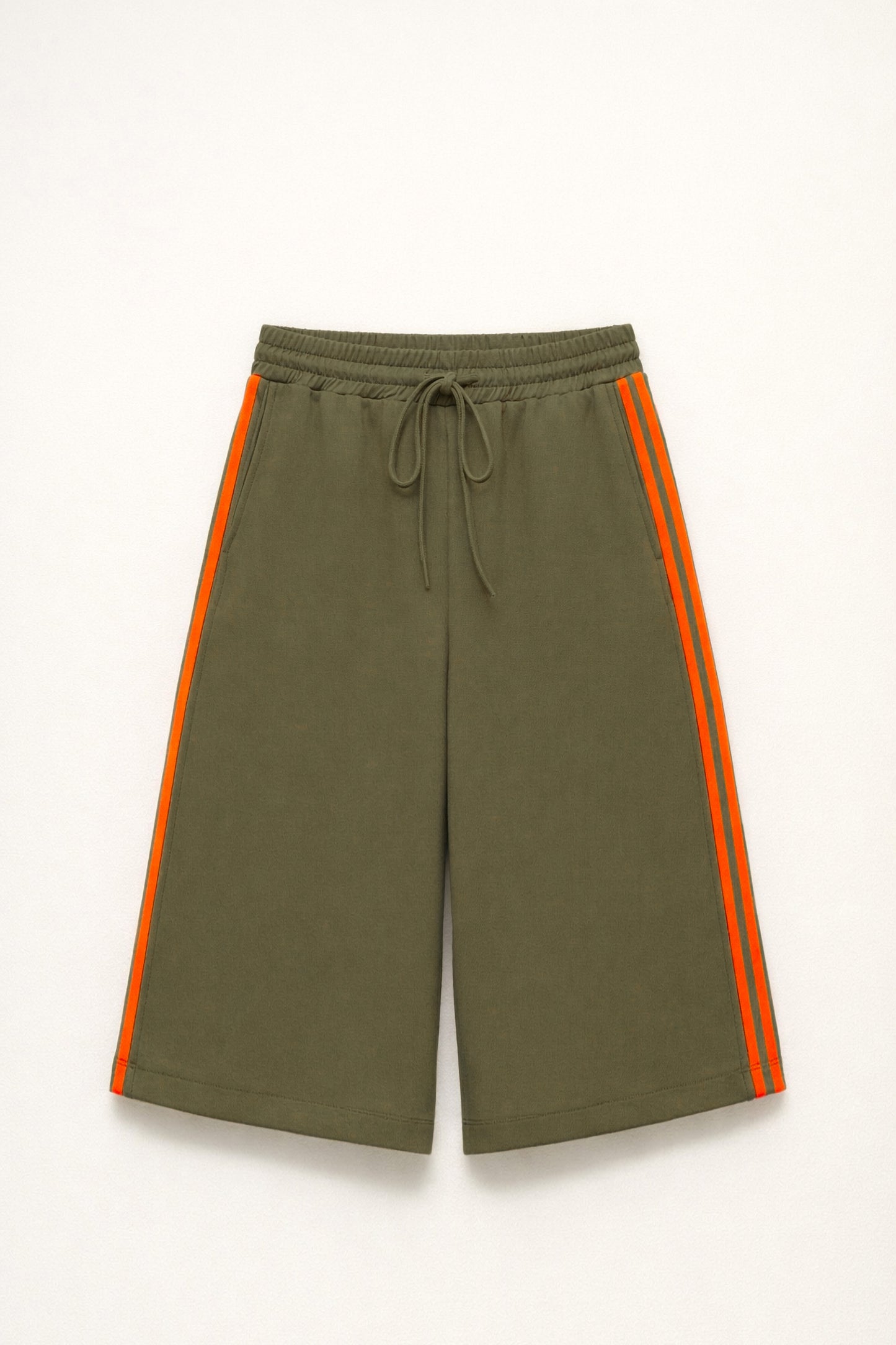 Skate Ease- Jorts Sweat Baggy